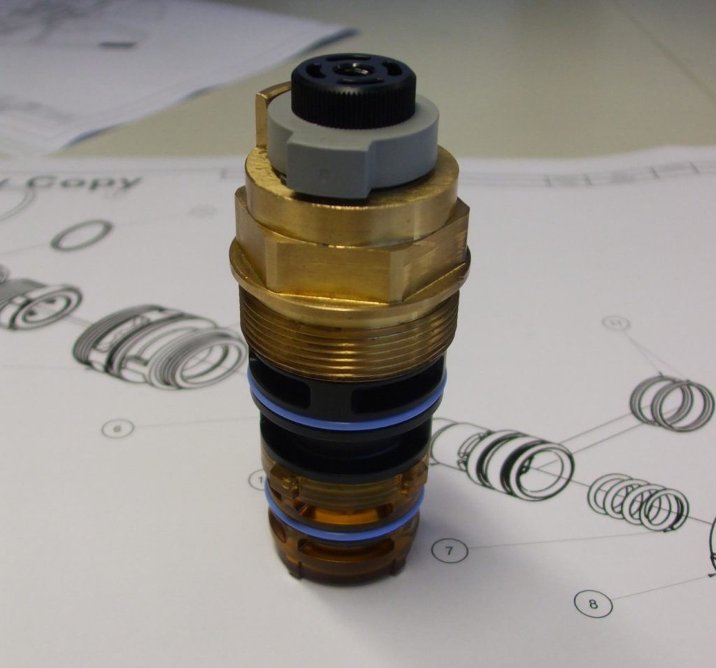 Hot water mixing valve Applidyne